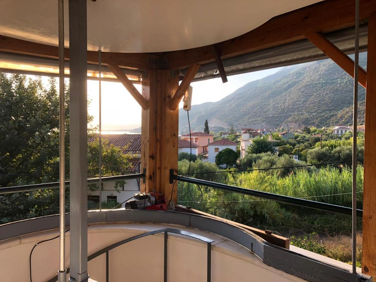 Paralia Sergoulas Steinturm Mit Dach-Terrasse Zwischen Fluss, Meer Und Gebirge- Spiti Pirgos מראה חיצוני תמונה
