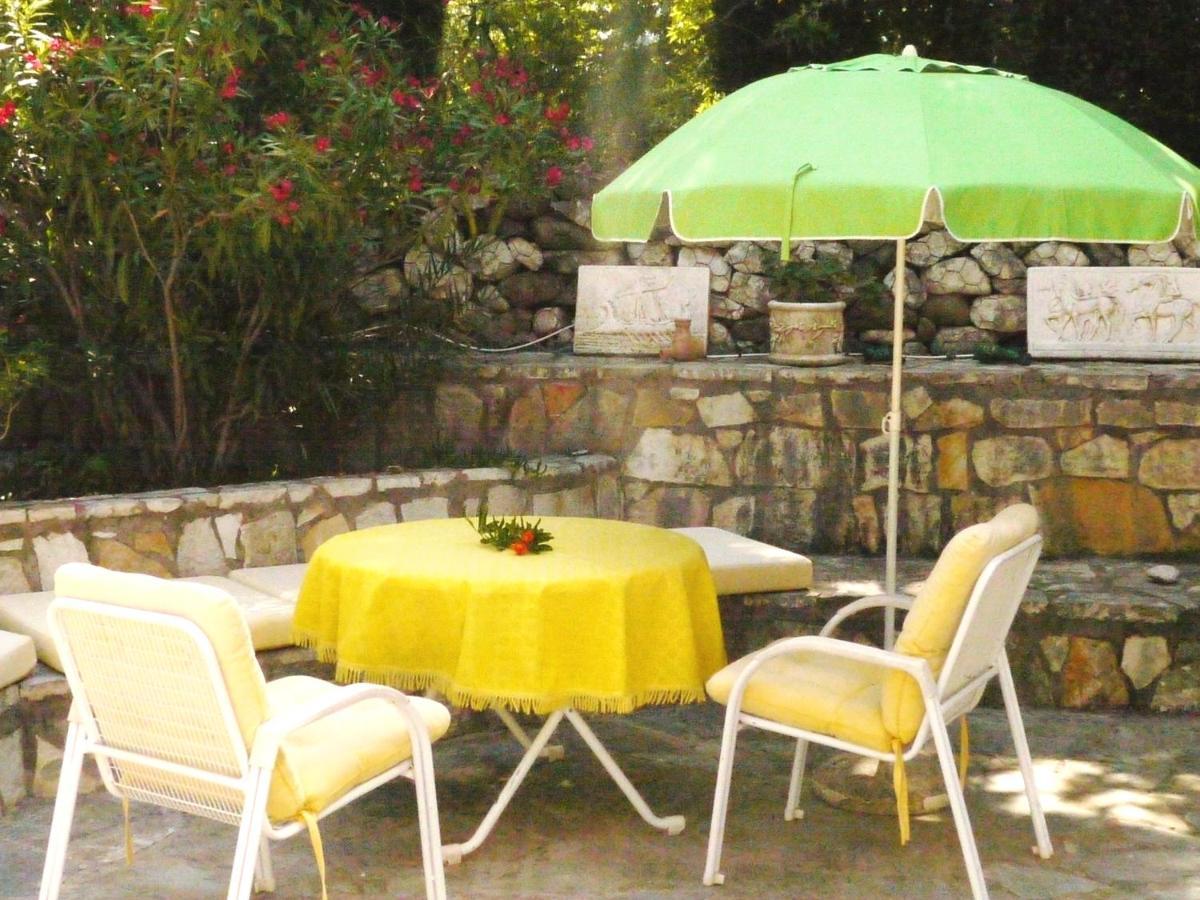 Paralia Sergoulas Steinturm Mit Dach-Terrasse Zwischen Fluss, Meer Und Gebirge- Spiti Pirgos מראה חיצוני תמונה