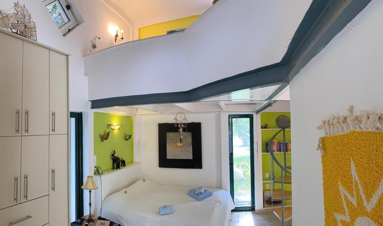 Paralia Sergoulas Steinturm Mit Dach-Terrasse Zwischen Fluss, Meer Und Gebirge- Spiti Pirgos מראה חיצוני תמונה