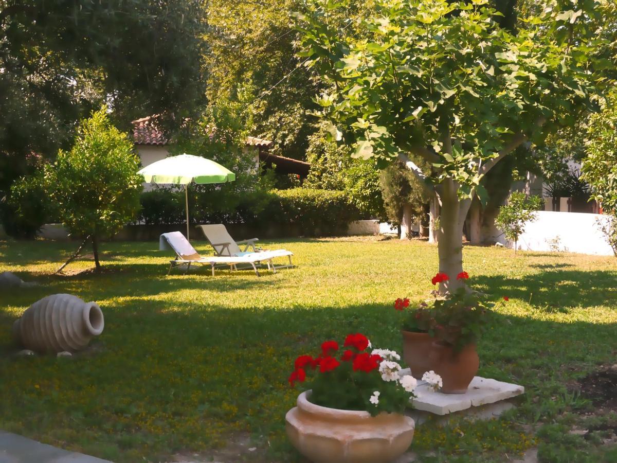 Paralia Sergoulas Steinturm Mit Dach-Terrasse Zwischen Fluss, Meer Und Gebirge- Spiti Pirgos מראה חיצוני תמונה