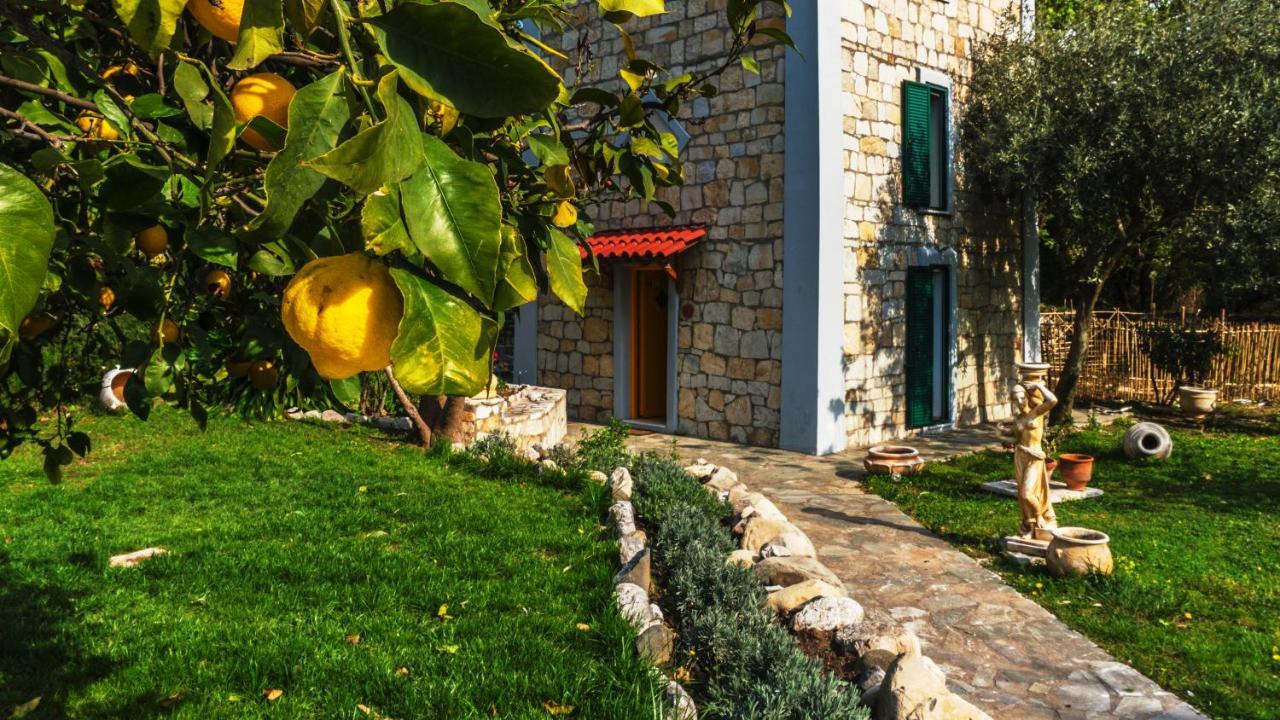 Paralia Sergoulas Steinturm Mit Dach-Terrasse Zwischen Fluss, Meer Und Gebirge- Spiti Pirgos מראה חיצוני תמונה
