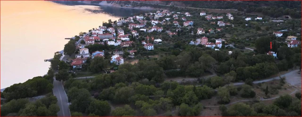 Paralia Sergoulas Steinturm Mit Dach-Terrasse Zwischen Fluss, Meer Und Gebirge- Spiti Pirgos מראה חיצוני תמונה