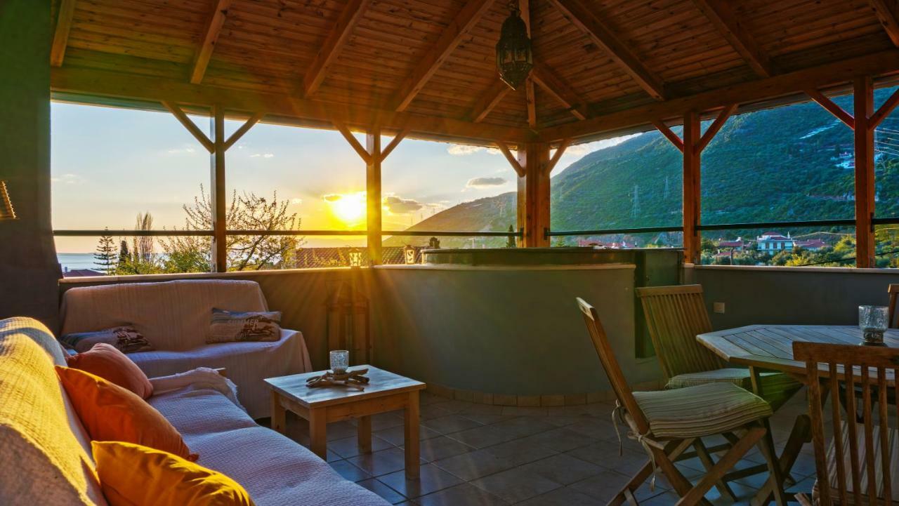 Paralia Sergoulas Steinturm Mit Dach-Terrasse Zwischen Fluss, Meer Und Gebirge- Spiti Pirgos מראה חיצוני תמונה